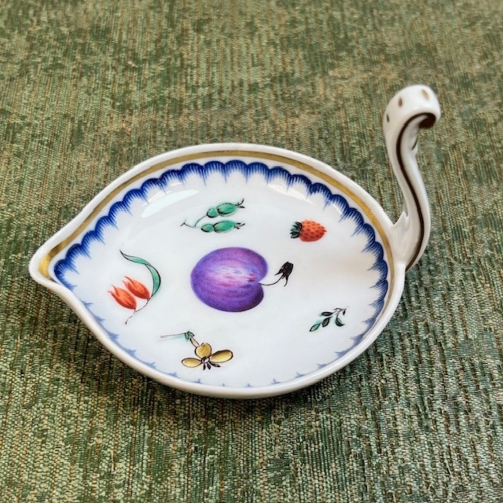 Richard Ginori Italian Fruit Porcelain Leaf Trinket Dish Gold Trim Italy VTG